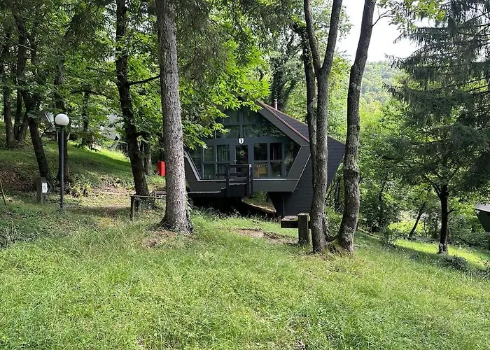 Malcantone/tessin, Bosco Della Bella, Casetta 15 *